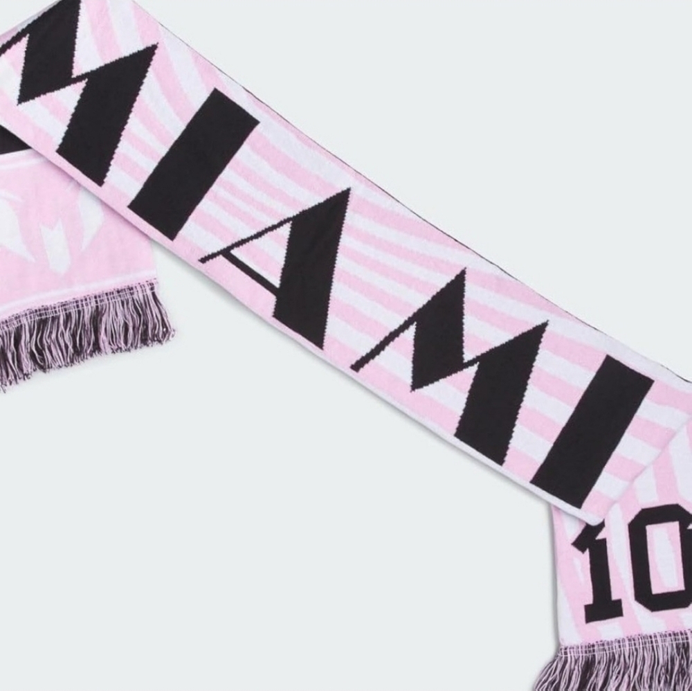 Adidas Messi Miami Reversible Soccer/Football Black and Pink Scarf. NWT - Picture 2 of 7